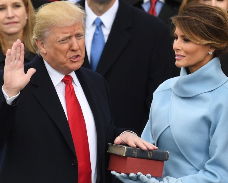 Donald Trump sworn in as president 2016 January 